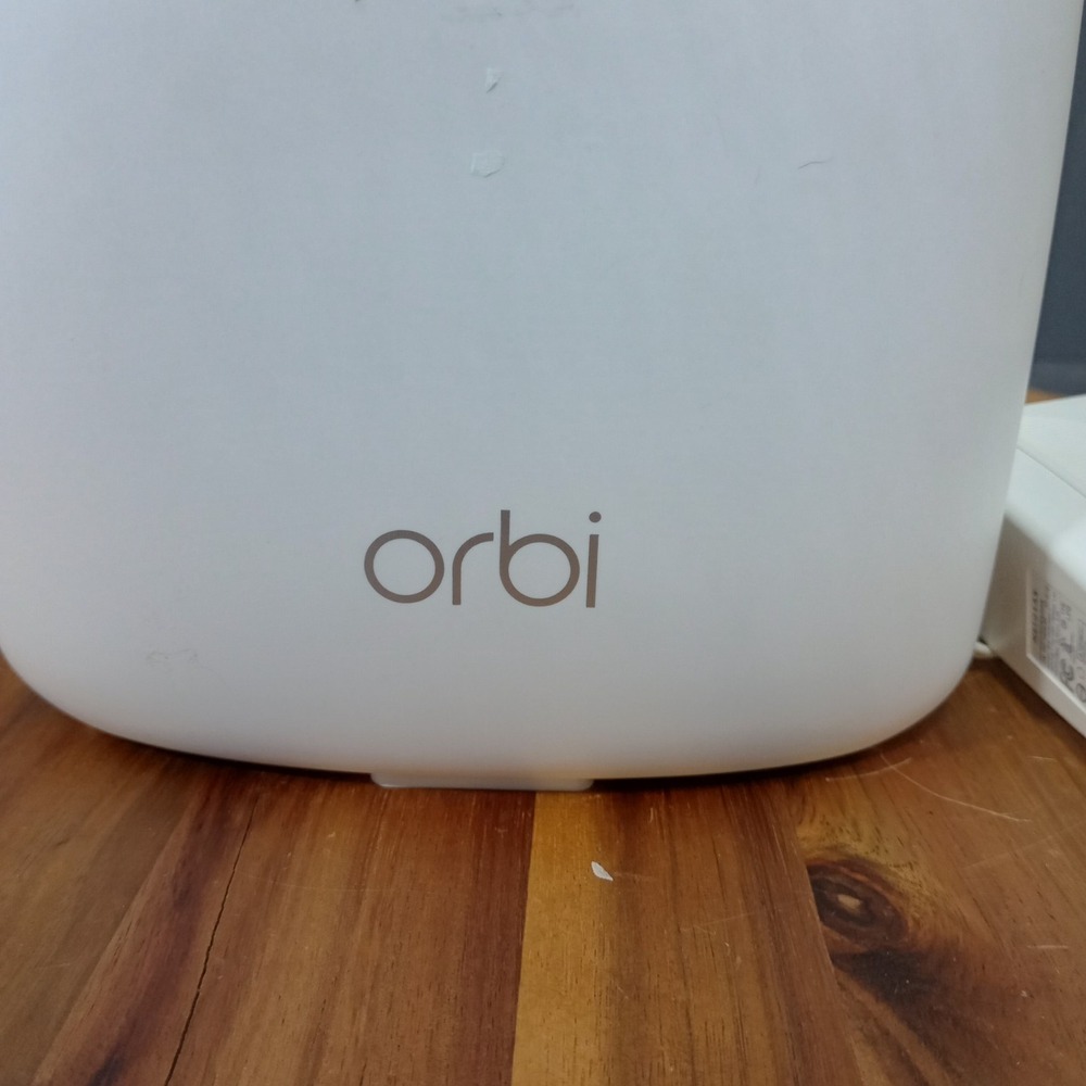 NETGEAR Orbi RBS50V2 Satellite for AC3000 Mesh WiFi System (Router Not Included) - Picture 2 of 8